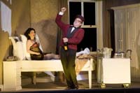 Mary Plazas as Nelly, Christopher Purves as Tony in Pagliacci