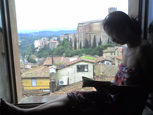 Reading in Siena